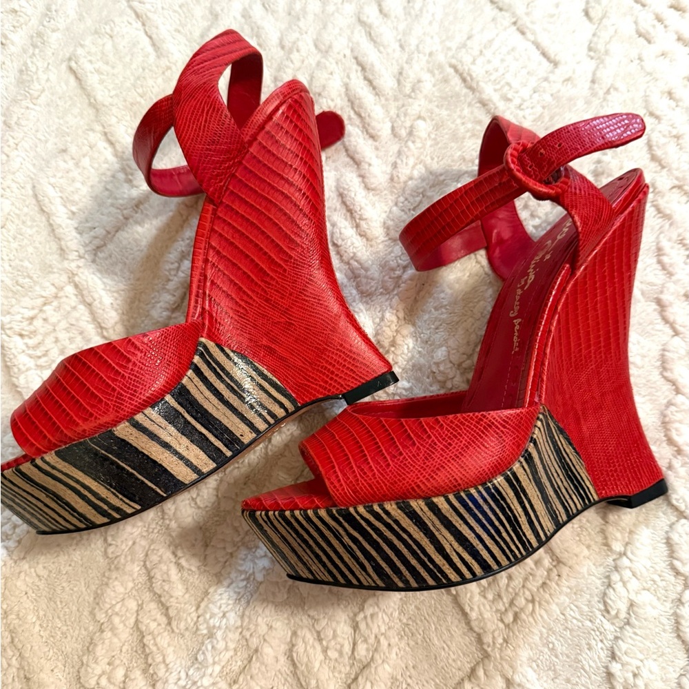 Alice + Olivia Jana platform wedge sandals  sz 36